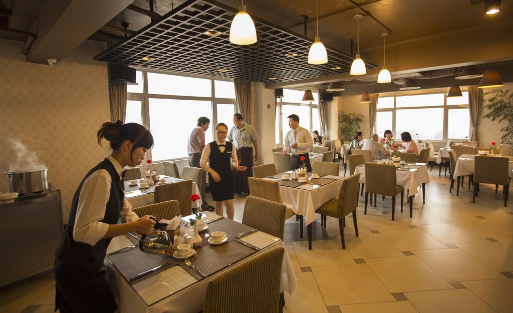 アダマス ハノイ ホテル ハノイ市 エクステリア 写真